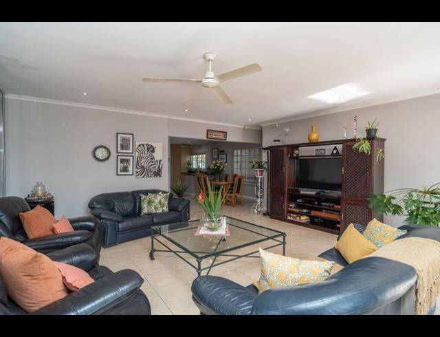 4 BEDROOM SIMPLEX RENTED IN DAWNCLIFFE